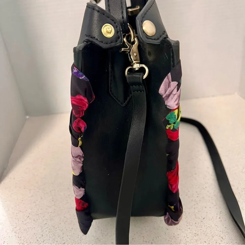 Betsey Johnson Wrapped Up In You Satchel E4